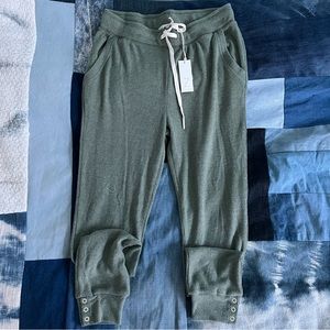 Green sweatpants joggers